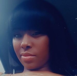 Meet your Posher, Deangelia